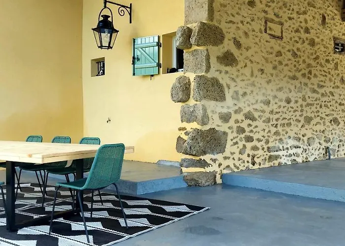 Le Courty Maison d'hôtes *