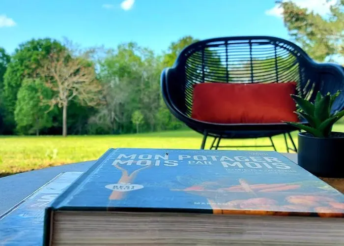 Le Courty Blousson-Sérian