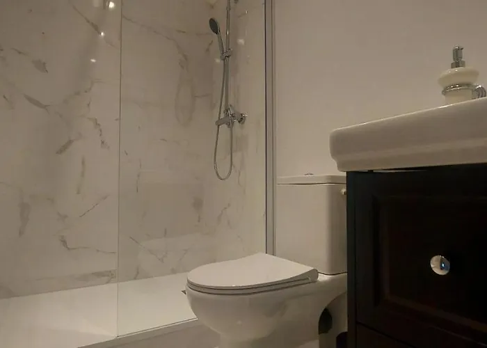 Le Courty Blousson-Sérian