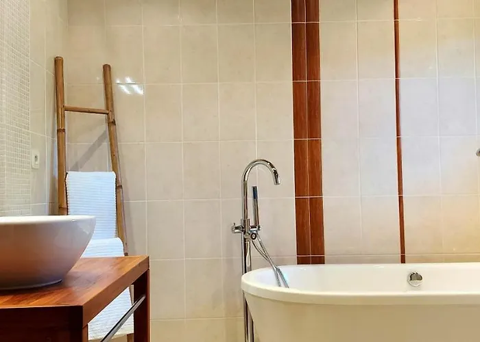 Maison d'hôtes Le Courty Blousson-Sérian